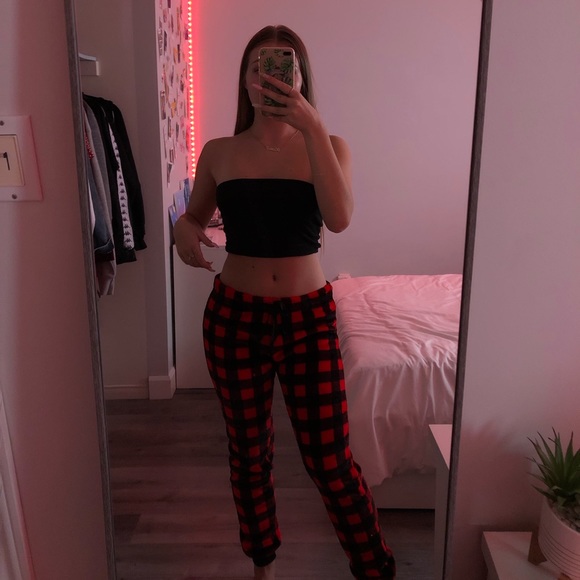 Red and black checkered pj pants - Picture 5 of 5